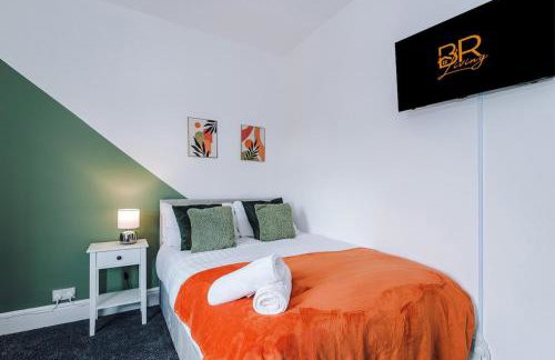 NEW! Modern 3-Bed House, Free Parking, Fast Wi-Fi & Easy Manchester Access - Foto 34