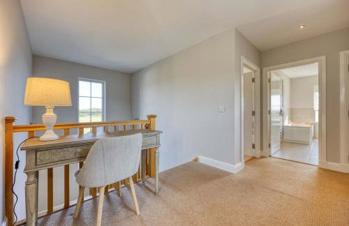 Stunning 4 Bedroom Farmhouse - Foto 33