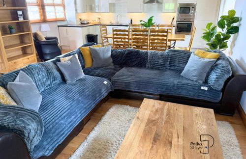 Old Corner Barn Lake District Escape by PolkaStays - Photo 5