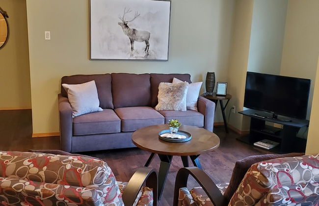 Give Something Back Retreat by Revelstoke Vacations - Photo 8