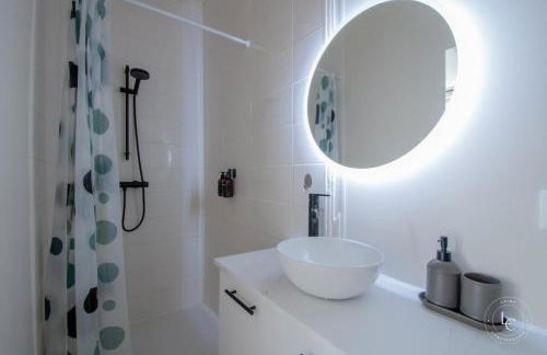 Le Bourg - 38m2 rénové - rue de Bourgogne - Foto 7