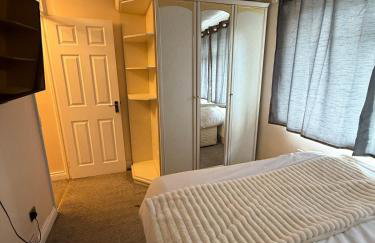 Cozy Two Bedroom in Welling - Photo 25