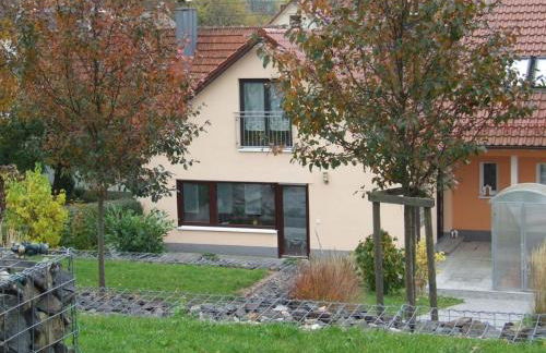 Ferienhaus Dorfglück Bischof 97633 Sulzfeld-Leinach - Foto 1