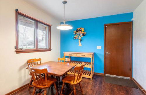 Spacious 4BR Home with BBQ Yard Near Golf Course - Foto 17