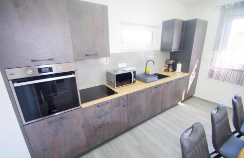 Villa with private pool in village Šišan - Foto 37