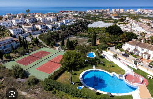 Apartamento Florkin vacacional acogedor recién reformado con vistas al mar - Photo 41