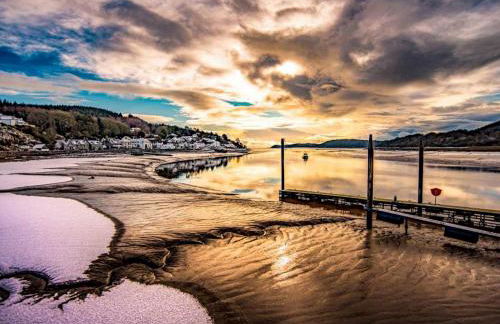 Gorgeous Kippford Home With Outstanding Views - Pass the Keys - Photo 13