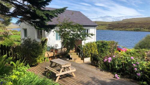 Storr Apartments - Foto 1, Garden, Garden view