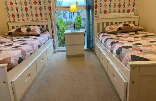 Cosy House near city centre and football stadium - Foto 12