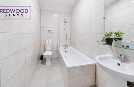 Everest Lodge Serviced Apartments for Contractors & Families, Free WiFi & Netflix By Redwood Stays - Foto 72