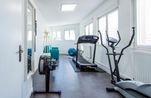 Suites Mana - Le Manaloft, Chic et moderne avec salle privée de Fitness en plein centre-ville de Rethel - Foto 3