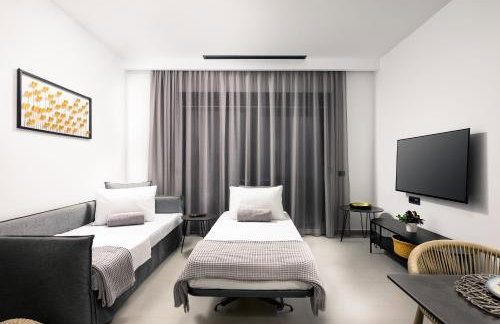 Limi Deluxe Sea View Suites - Private Pools - Foto 93