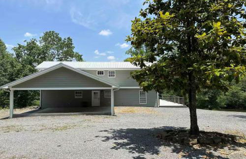 Brushy Creek Lodge - Riverfront, Hot Tub, Fire Pit - Foto 48