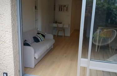 Ty Jolie Super Grand Studio avec Parking et Terrasse - Foto 11