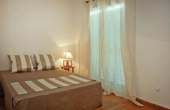 Apartment in Macinaggio Near Marina & Beach - Foto 2