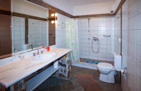 4 Bedroom Gorgeous Home In Keratea - Foto 23