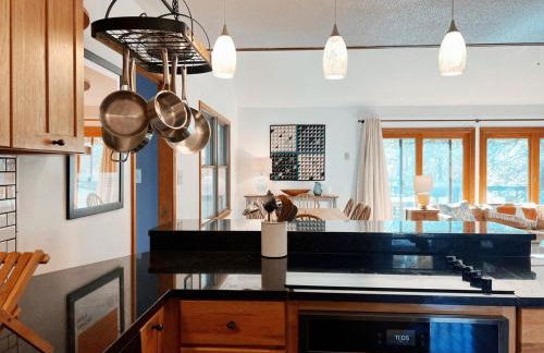 The Magic Teacup - Photo 7