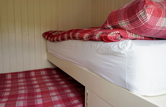 Unique Upcycled Straw Trailer @ Westcote - Foto 5