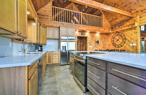 Lakefront Applegate Retreat w/ Private Beach! - Photo 12