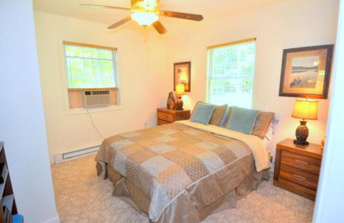 Trails End River Retreat - River Access - Pet Friendly - Hot Tub - Grill - Wifi - Fire Pit - Deck - Screen Porch - Family Friendly - Fishing - King Bed - Wood Stove - Photo 10