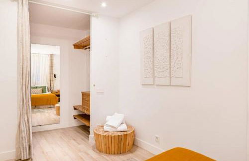 Latido de Chueca Calle Farmacia - Photo 16