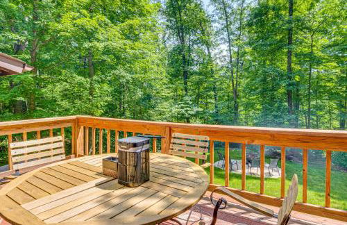 Hot Tub and Deck Cabin Hideaway in Brown County - Foto 17