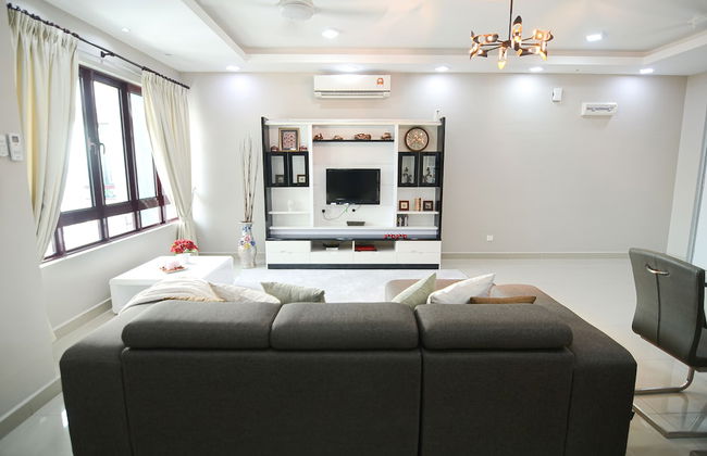 Dahlia Home at Rafflesia Condominium - Photo 34