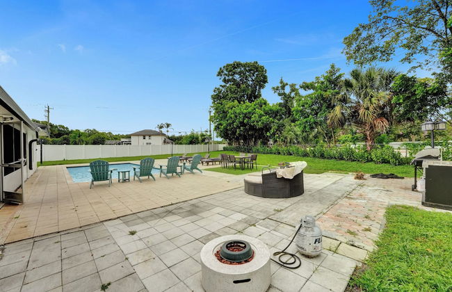 Villa Royale 4 BR Home w Pool & Hot Tub - Foto 56