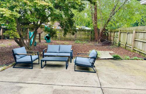 Raleigh Retreat with Pool Table, Grill & ADA Bath - Foto 46