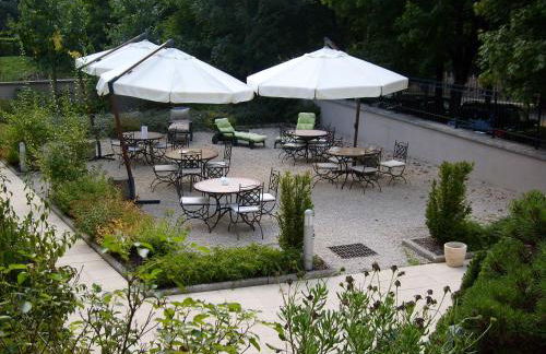 HOTEL CERISE - LES SOURCES Luxeuil-les-Bains - Foto 51