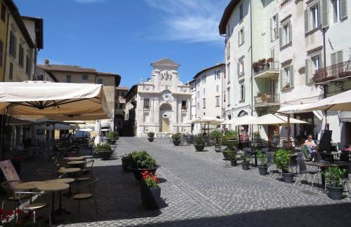 HEART OF SPOLETO Vacation Residence - Photo 24