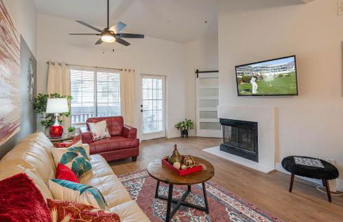 Spacious Family Escape , Sport Court, Game Room & King Bed - H2162 - Foto 1