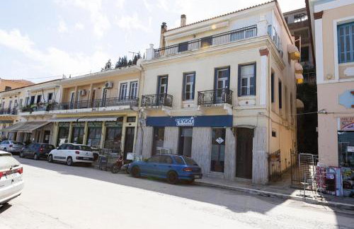 Enalios Apt #2- Spacious Flat in the Heart of Town - Foto 5