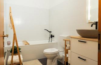 Helle & gemütliche Dachwohnung mit Terasse - Foto 12