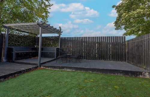 Pass the Keys Modern Office Driveway Near Crok Durham - Foto 23