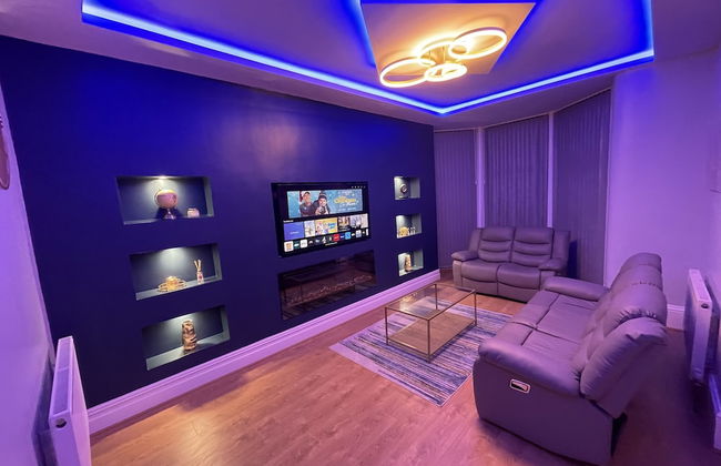 1 Bed Flat - Sleeps 2 - Hot Tub - Parking - Wifi - Foto 9