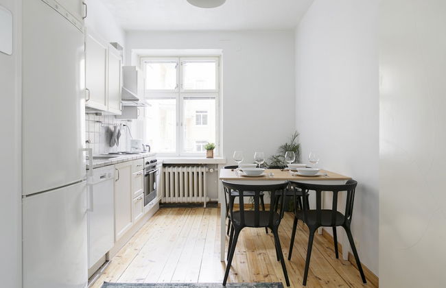 2ndhomes Central 85m2 2BR Apartment - Foto 9