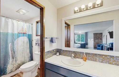 Lamplighter Inn - 117 Whale Watching - Photo 8