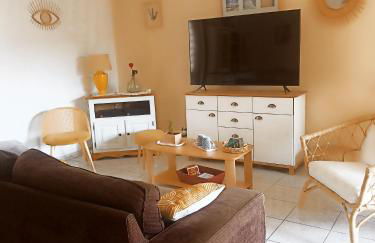 Mauguio-Carnon Appartement, Tout Confort, Clim, Wifi, Balcon, Parking privé couvert, 15 min de la Mer, de Montpellier - Foto 1