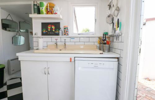 Harbour Road Quirky Beach Railway Carriages - Foto 11