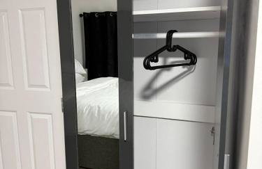 Cosy Six Bedroom House in Bedford Town - Foto 52