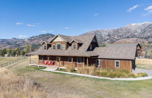 Alpine Airspace by KABINO Airpark Foosball Garage Satellite - Foto 12