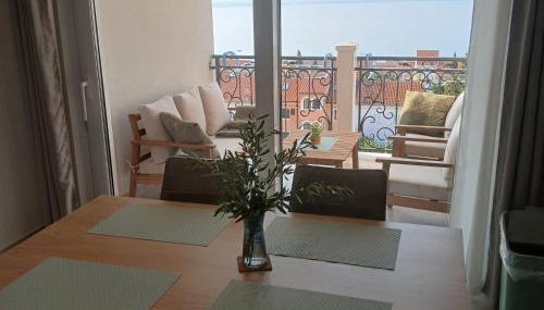 The Father's House - Foto 2