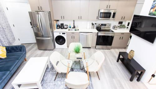 Lux Capitol Hill Vacation Home, In-House Services - Foto 5