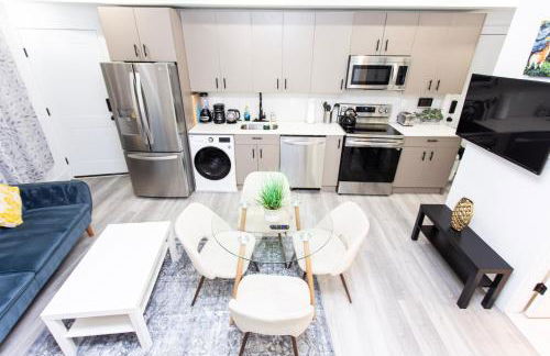 Lux Capitol Hill Vacation Home, In-House Services - Foto 5