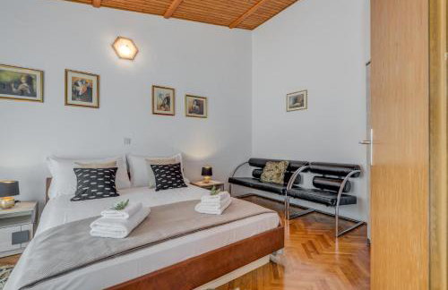 Above The Sea - Foto 73