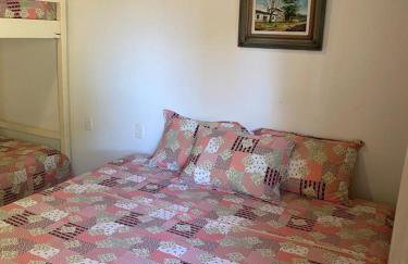 Casa 10 suítes, até 64 pessoas, Praia Ferradura - Foto 36