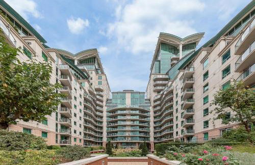 Modern 2 Bed with Balcony & London Eye Views - Foto 45