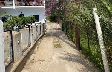 Poros Seaside Suite - Photo 32