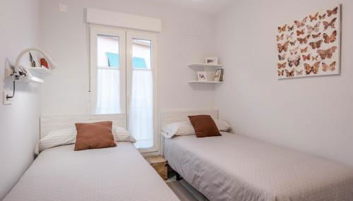 Congresos Granada Apartment - Photo 5